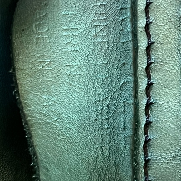 Dark green leather crossbody. - Picture 4 of 4